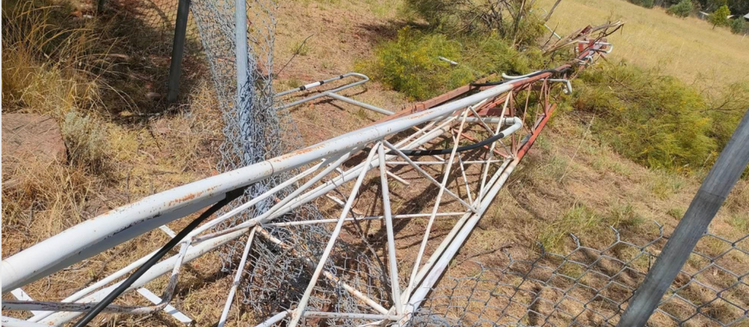 Radio transmission tower